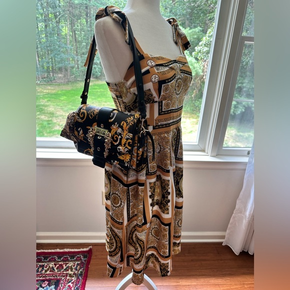 New Versace inspired dress (not a Versace dress) - Picture 4 of 4